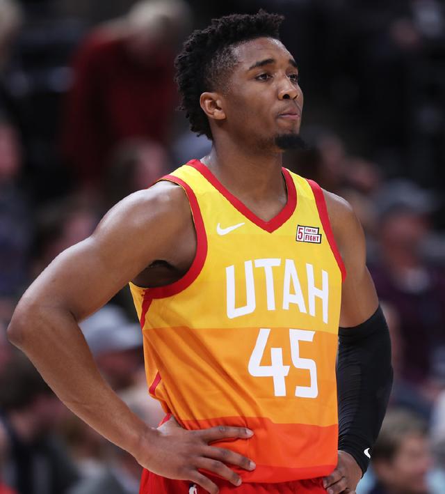 仅用三脚传 仅用三脚传