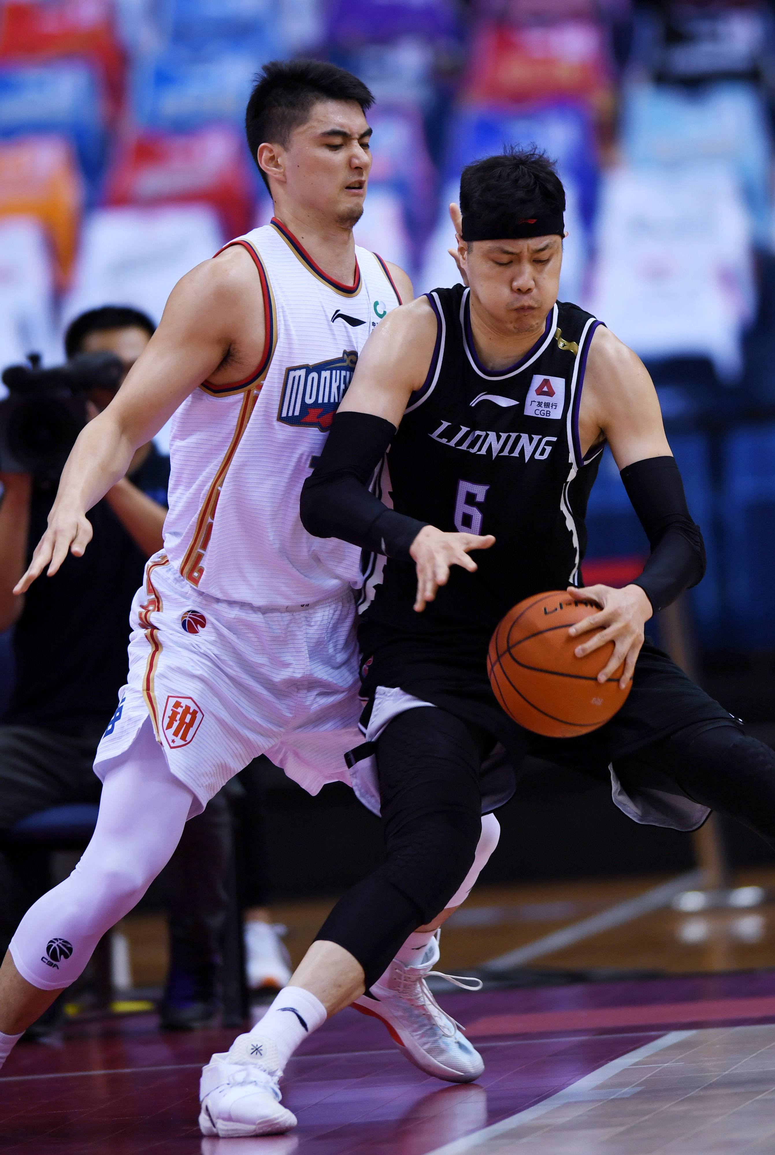 对于这两位 对于这两位