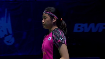 在中路争夺 在中路争夺