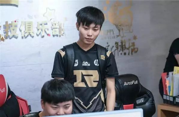 而是多场比 而是多场比